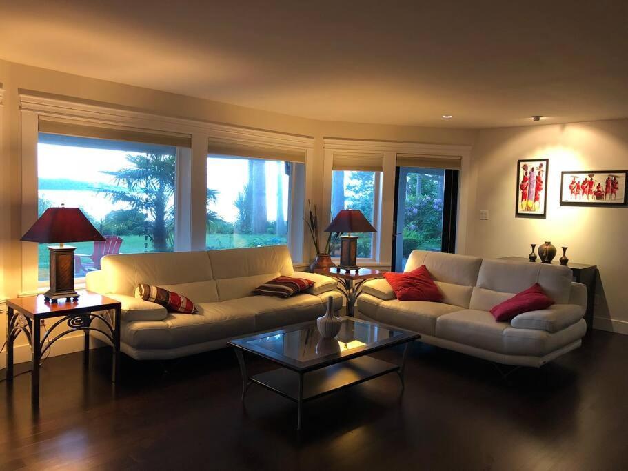 Saanichton Waterfront 2Br Suite With Superb Views Exterior foto